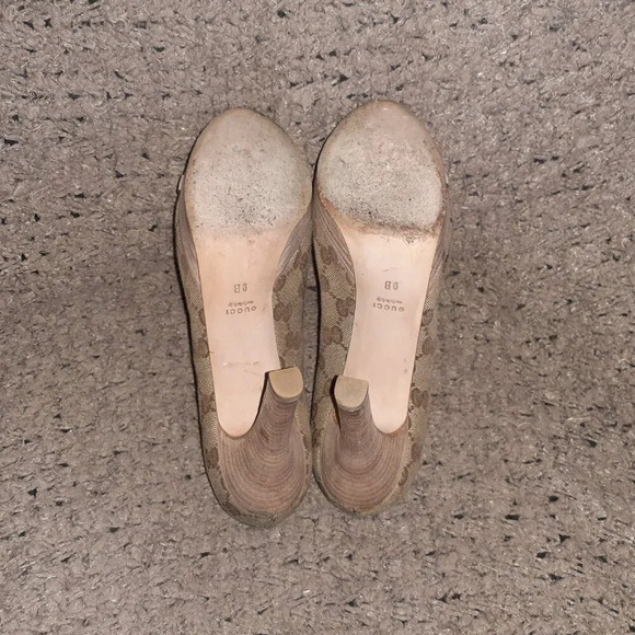 Vintage GUCCI-Horsebit Platform GG Monogram-Beige-Stacked Heels-Sz 9-Excellent - Picture 8 of 9